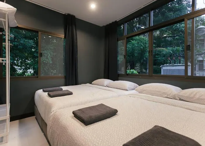 Apartment S2 Silom Large 4-6 Guests Full Kitchen Wifi