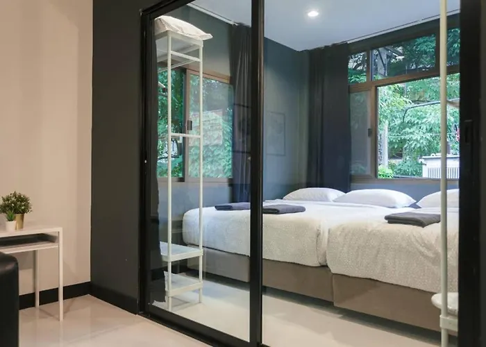 Apartment S2 Silom Large 4-6 Guests Full Kitchen Wifi Bangkok