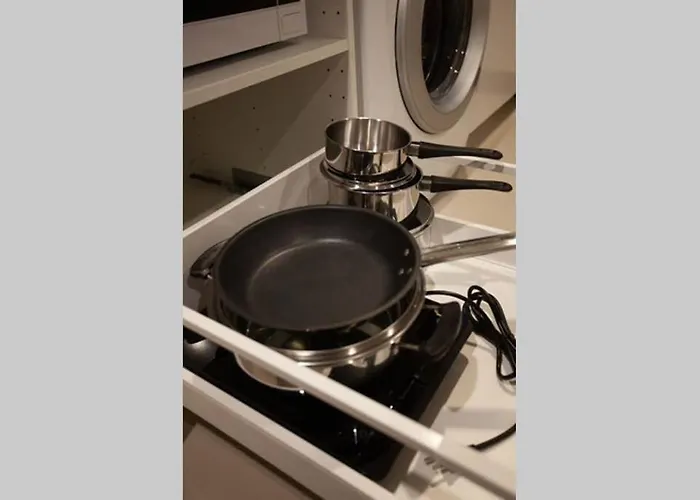 S2 Silom Large 4-6 Guests Full Kitchen Wifi Bangkok